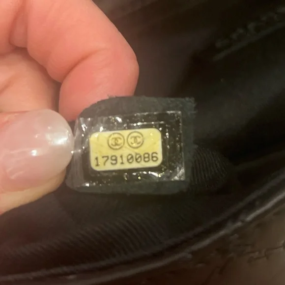 Chanel black Hampton mini flap - Picture 6 of 11